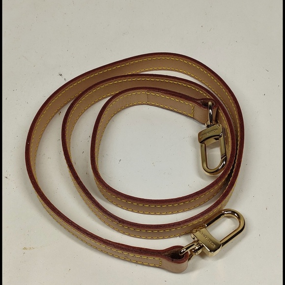 Louis Vuitton Vachetta Leather Shoulder Strap - Picture 5 of 16
